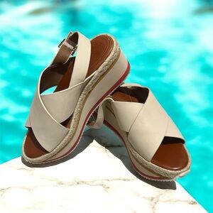 Enzo Angiolini Beige Espadrille Wedges Size 8.5